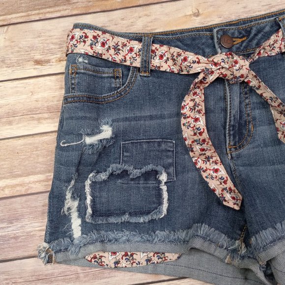 Lauren Conrad Size 9 Patchwork Cut Offs Destroyed Denim Jean Shorts - Picture 4 of 8